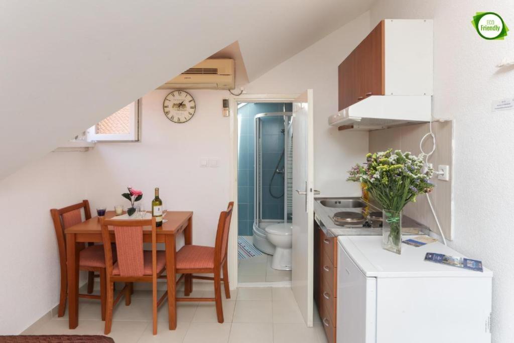 City Center Apartment Larica دوبروفينك المظهر الخارجي الصورة